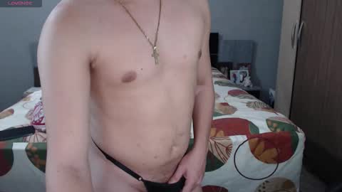 Snapshot of mayke1996 chatting on February 3, 2026, 11:59 am Mayke online show from February 3, 2026, 11:59 am