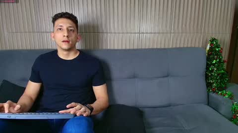 Maykol victoria1624 online show from January 2, 2025, 6:07 am