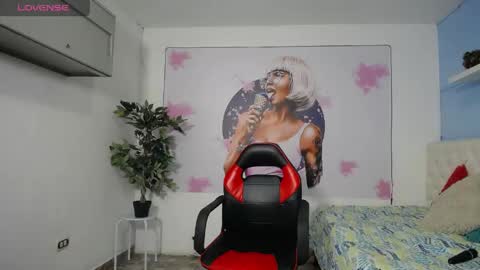 Maylin  online show from April 17, 2026, 7:06 pm