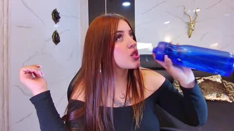 Maylin online show from February 7, 2025, 7:40 am