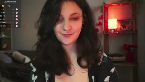 Snapshot of maymary_ chatting on April 30, 2026, 5:47 am Mary . online show from April 30, 2026, 5:47 am