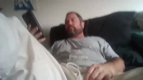 Snapshot of mayoramx chatting on February 14, 2025, 6:51 pm Dad bod 43 online show from February 14, 2025, 6:51 pm