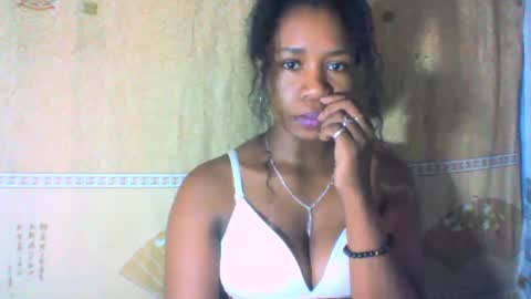 mayrah online show from February 13, 2025, 6:09 am