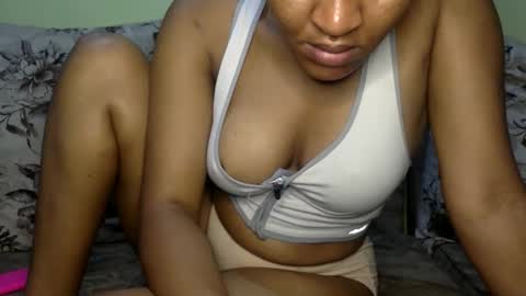 mayumi003 online show from November 19, 2025, 2:55 am