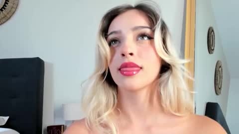 mazekyn online show from March 30, 2026, 8:54 pm