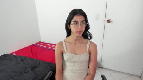 mazikeen_18 online show from January 13, 2026, 2:11 pm