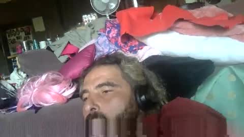 mazl0w online show from January 30, 2025, 8:32 am