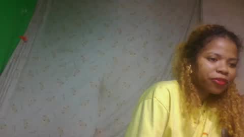 mbotyfeliciaa online show from December 22, 2025, 6:32 am