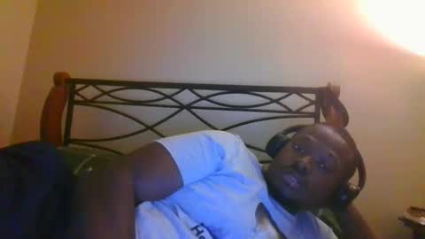 Snapshot of mbsupreme chatting on September 9, 2025, 2:55 am Mark online show from September 9, 2025, 2:55 am