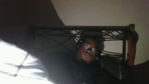 Snapshot of mbsupreme chatting on September 14, 2025, 6:12 am Mark online show from September 14, 2025, 6:12 am