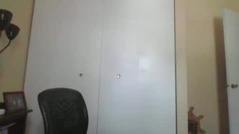 Snapshot of mbsupreme chatting on September 23, 2025, 6:22 pm Mark online show from September 23, 2025, 6:22 pm