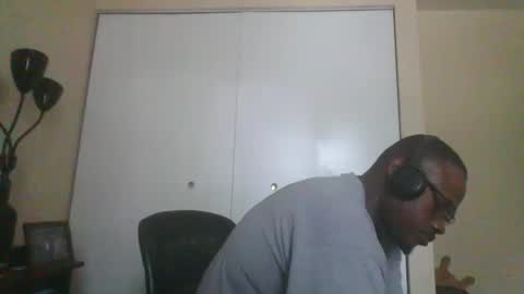 Snapshot of mbsupreme chatting on September 25, 2025, 4:43 pm Mark online show from September 25, 2025, 4:43 pm