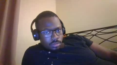 Snapshot of mbsupreme chatting on October 11, 2025, 5:17 am Mark online show from October 11, 2025, 5:17 am