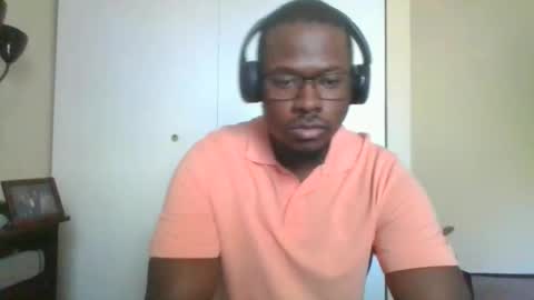 Snapshot of mbsupreme chatting on October 16, 2025, 3:57 pm Mark online show from October 16, 2025, 3:57 pm