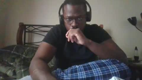 Snapshot of mbsupreme chatting on October 31, 2025, 2:51 pm Mark online show from October 31, 2025, 2:51 pm