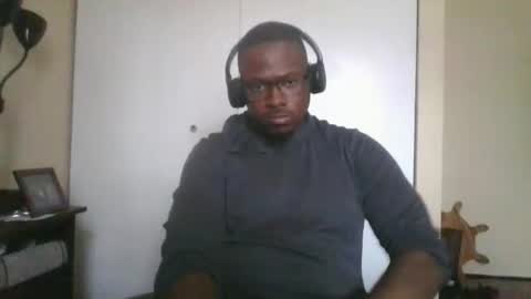 Snapshot of mbsupreme chatting on November 19, 2025, 6:30 pm Mark online show from November 19, 2025, 6:30 pm