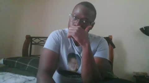 Snapshot of mbsupreme chatting on November 30, 2025, 9:30 pm Mark online show from November 30, 2025, 9:30 pm