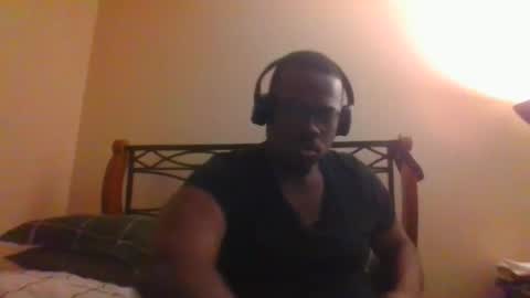 Snapshot of mbsupreme chatting on December 3, 2025, 5:15 am Mark online show from December 3, 2025, 5:15 am