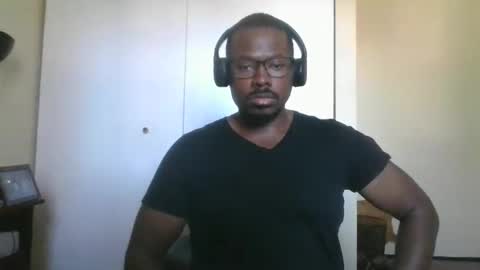 Mark online show from December 19, 2025, 5:42 pm