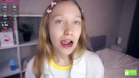 Snapshot of mckenziedyen chatting on November 27, 2025, 6:37 am Mary online show from November 27, 2025, 6:37 am