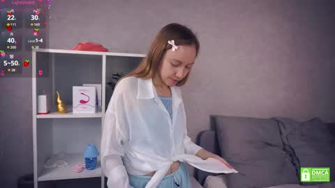 Snapshot of mckenziedyen chatting on November 28, 2025, 6:27 am Mary online show from November 28, 2025, 6:27 am