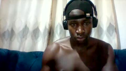 mclntz_bbc online show from April 21, 2026, 2:51 am