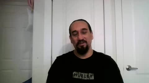 Snapshot of mclovins77 chatting on April 28, 2026, 7:30 pm mclovins77 online show from April 28, 2026, 7:30 pm