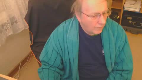 mcswis6 online show from January 7, 2025, 6:48 am