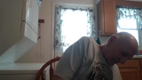 Snapshot of mdane99 chatting on February 14, 2025, 8:05 pm mdane99 online show from February 14, 2025, 8:05 pm