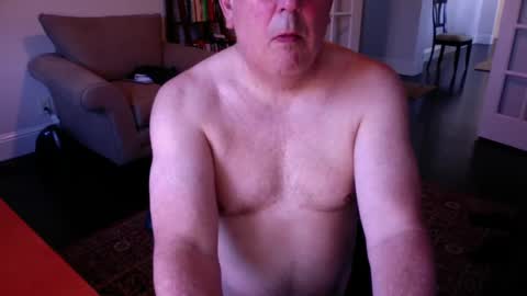 mdog9669 online show from October 5, 2025, 2:15 pm