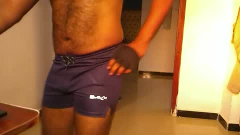 Snapshot of me_hai12 chatting on April 8, 2026, 12:27 pm me_hai12 online show from April 8, 2026, 12:27 pm