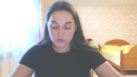 Melissa online show from September 18, 2025, 4:14 am