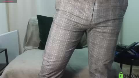 Meaty Roll online show from February 8, 2025, 11:44 am