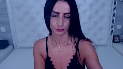 Medeea Bee online show from September 20, 2025, 5:08 am