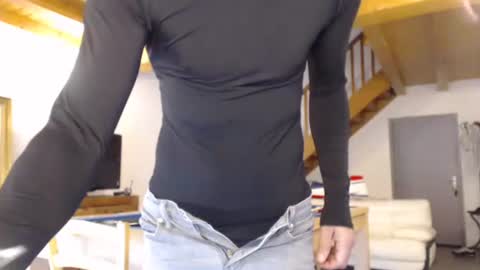 Meditmtc online show from December 16, 2024, 11:44 am