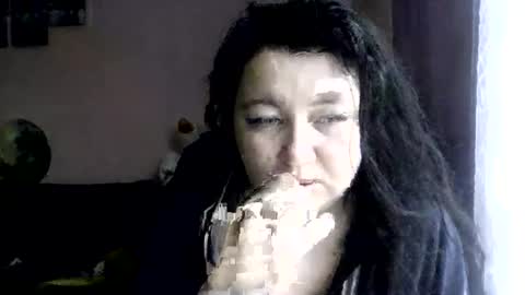 Oltereodora-lima online show from November 4, 2025, 7:40 am