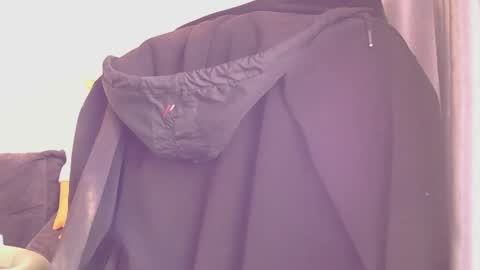 Oltereodora-lima online show from December 16, 2025, 6:51 am