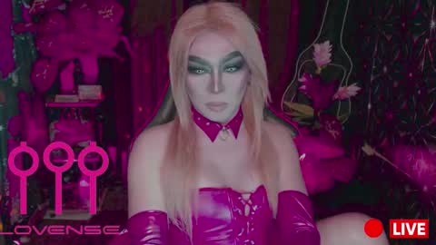 THE QUEEN ALPHA   Queen Medusa Prey online show from February 16, 2026, 7:21 pm