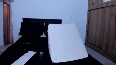 medussa13 online show from January 29, 2025, 12:02 pm