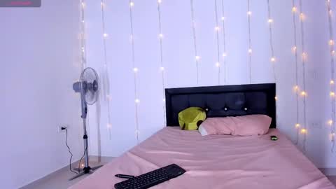 medussa13 online show from March 5, 2025, 1:10 am