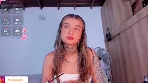 medussa13 online show from June 20, 2026, 12:08 pm