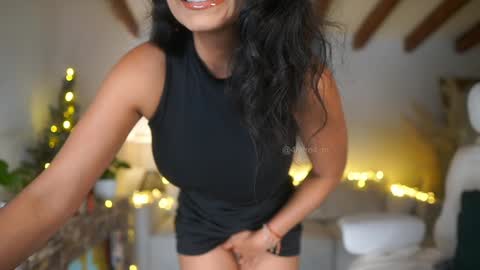 Andrea  online show from December 14, 2024, 7:14 pm