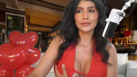 Andrea  online show from February 14, 2025, 10:04 pm