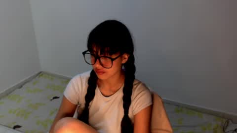 Meg4n Miauuuu online show from June 3, 2026, 4:59 am