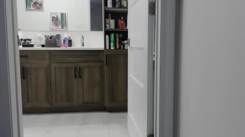 megadon1990 online show from December 14, 2025, 1:44 am