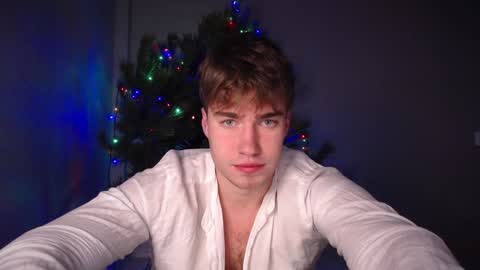 Max online show from December 29, 2024, 9:20 pm