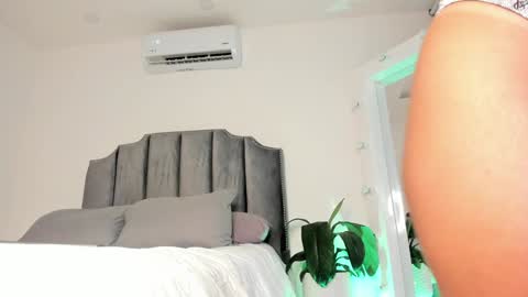 megan online show from January 19, 2025, 1:43 am