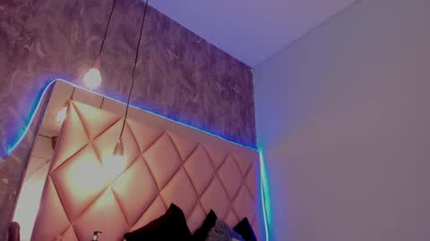 M E G A N online show from February 13, 2025, 7:10 pm