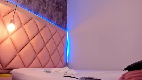 M E G A N online show from February 28, 2025, 1:37 am