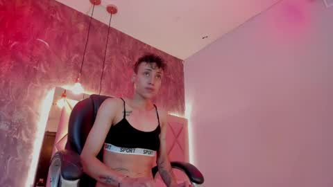 Snapshot of megan_and_clohe chatting on April 29, 2026, 6:14 pm M E G A N online show from April 29, 2026, 6:14 pm